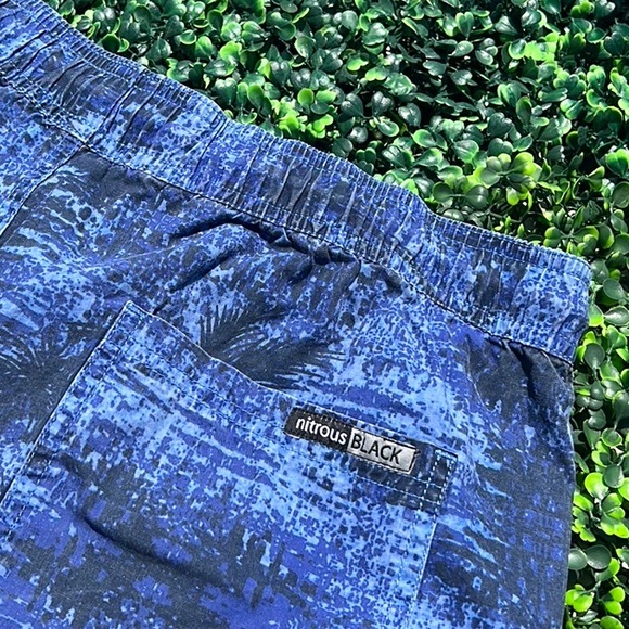 Nitrous Black Board Shorts - Picture 6 of 8